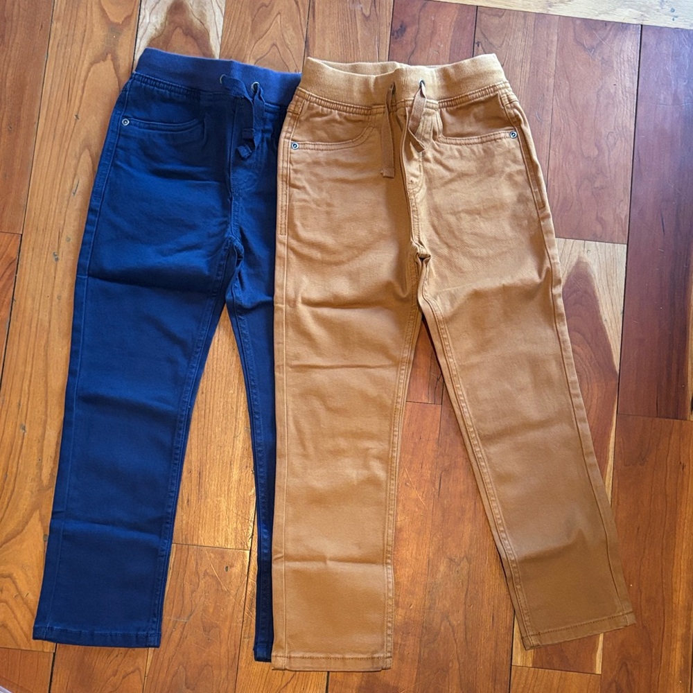 Hanna Andersson Kids Casual Bottoms in Navy and Tan